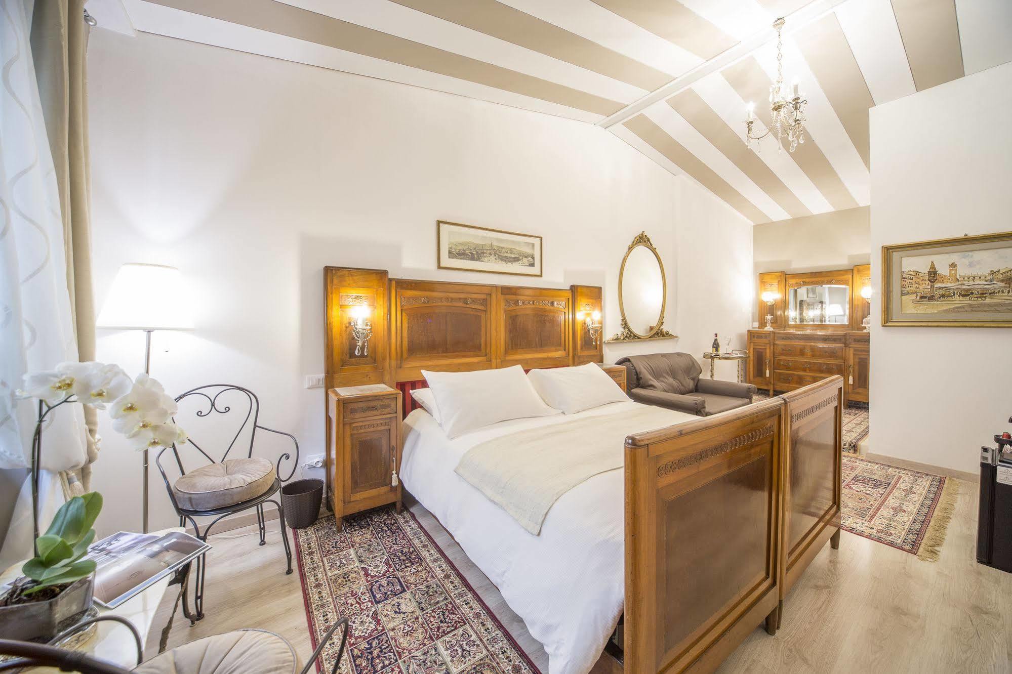 Corte Realdi Boutique Rooms Verona Kültér fotó
